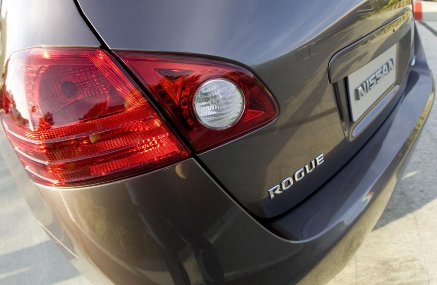 Детали экстерьера Nissan Rogue 2007 года  (фото 20 из 34)